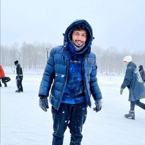 Meet your Posher, Slesh